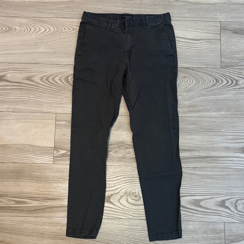 Banana Republic Men's Charcoal Chinos